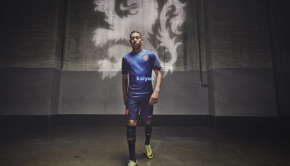 法布雷加斯深情追忆，孔蒂是最注重战术细节的教练，他彻底改变了我的足球观