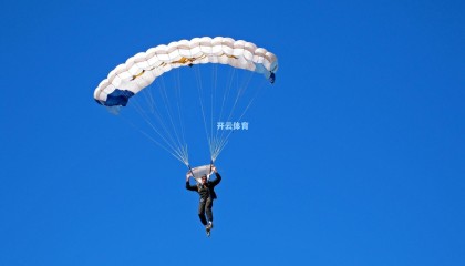 克拉克森荣膺最佳第六人深情致谢，犹他爵士赋予我绽放自我的舞台