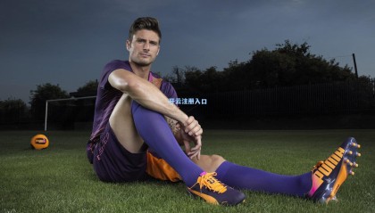 深圳新鹏城主场迎战英博 官方VIP舞团赛前献艺点燃激情