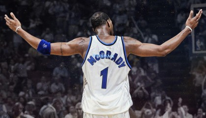 冰场上的‘冰雕’战士，是谁在零下20度的寒风中坚持训练？