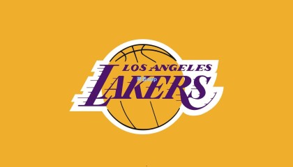 库里式超远三分再现江湖！16米外神仙操作改写比赛结局