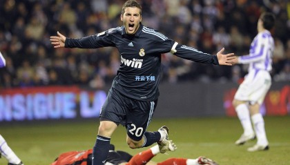 主教练埃梅里的蜕变，从阿森纳的挣扎到阿斯顿维拉的崛起