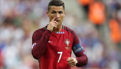 NBA杯淘汰赛烽火再燃，12月10日单败决战，悬念与荣耀共铸赛季中程盛宴