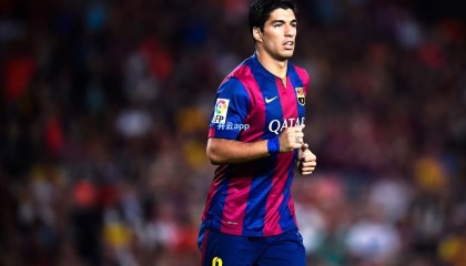 再见了戴队！功勋队长告别绿茵场 球迷泪目，那些小争执都是最美的回忆