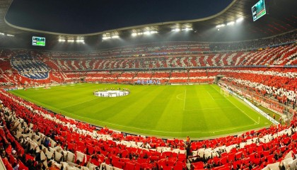 篮球新纪元，鲍尔惊人状态引詹姆斯惊呼，天赋与科技的完美融合