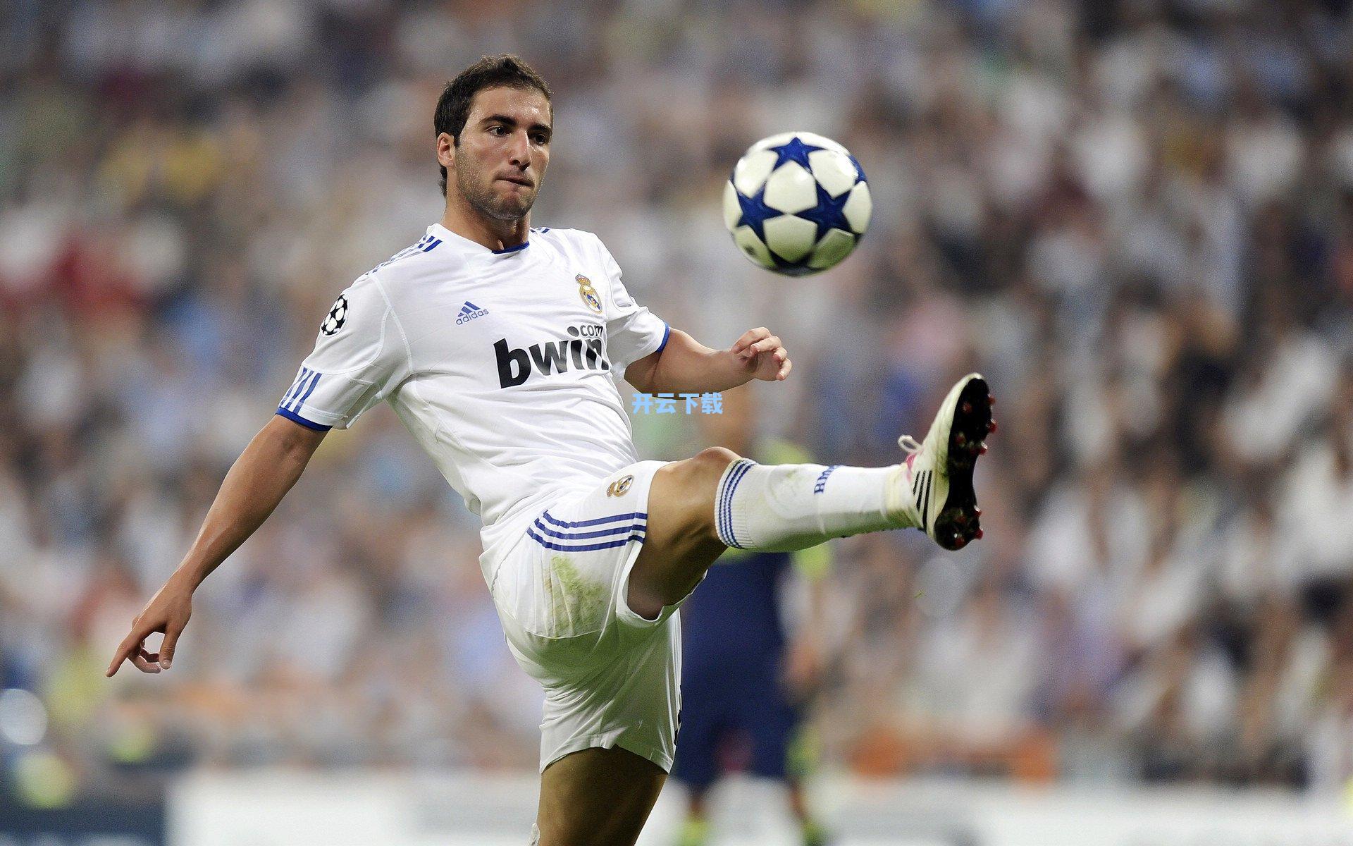 药厂CEO盛赞阿隆索，上赛季奇迹夺冠应立雕像 维尔茨已成欧洲顶级竞争力核心